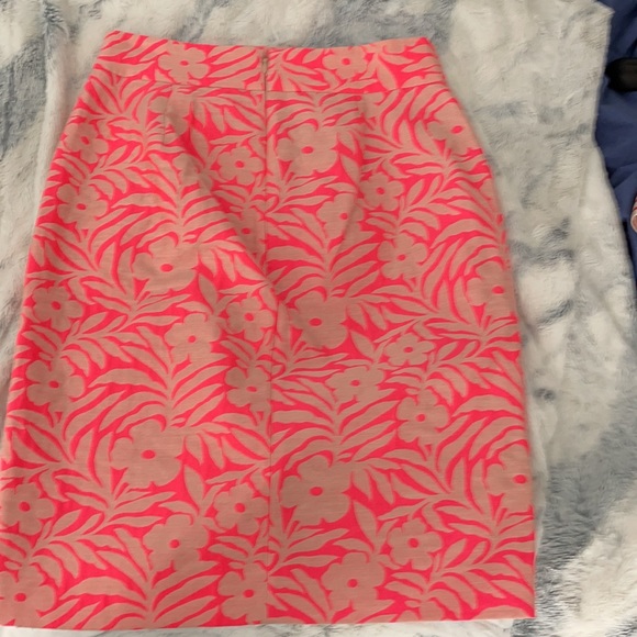 J. Crew size 4 pencil skirt - Picture 2 of 3